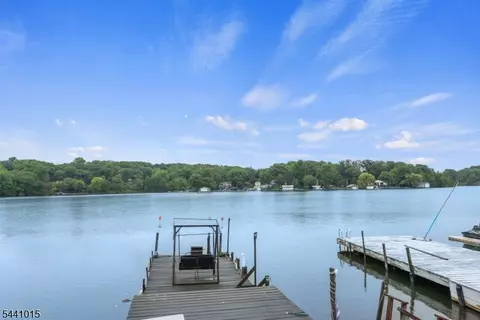 308 Lakeside Ave, Byram Township, NJ 07821