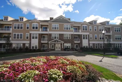 2110 Pierce Ln, Rockaway Twp, NJ 07866