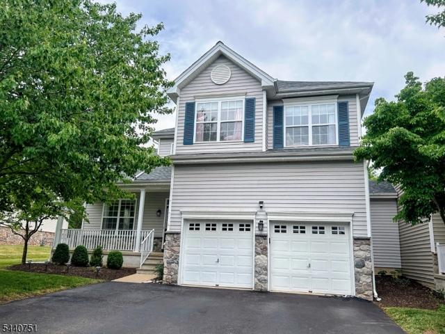 11 Pony Ln, Flemington, NJ 08822
