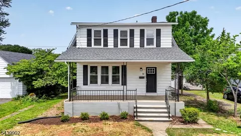 725 Belvidere Rd, Phillipsburg, NJ 08865