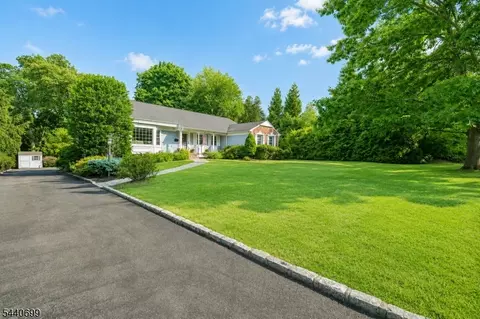 Exterior - 6 Noe Ave, Madison, NJ 07940 photo 2 of 3