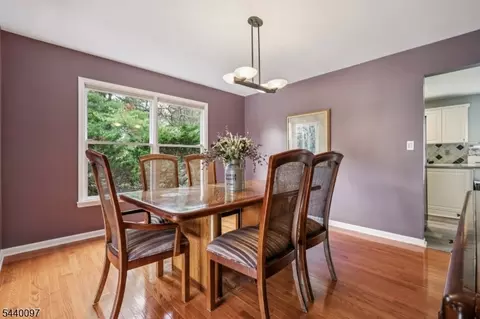 98 King St, Edison, NJ 08820 photo 9