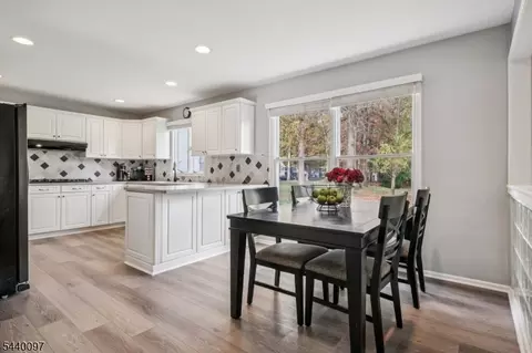 98 King St, Edison, NJ 08820 photo 11