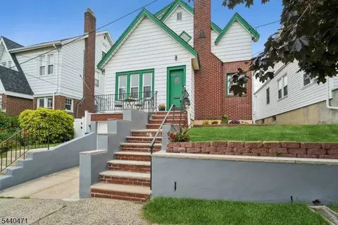 128 Stevens Pl, North Arlington, NJ 07031