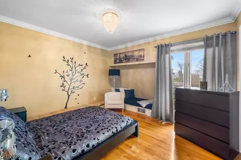 Bedroom - 72 Bald Eagle Rd, Hackettstown, NJ 07840 photo 4 of 6