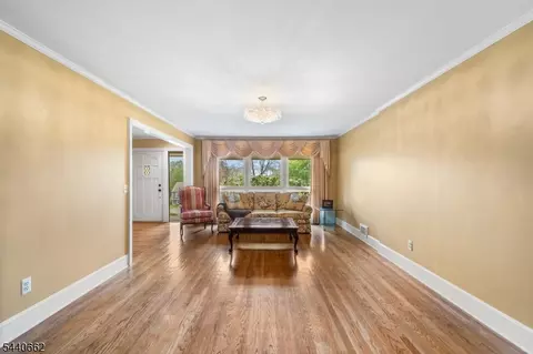 Living - 72 Bald Eagle Rd, Hackettstown, NJ 07840 photo 1 of 3