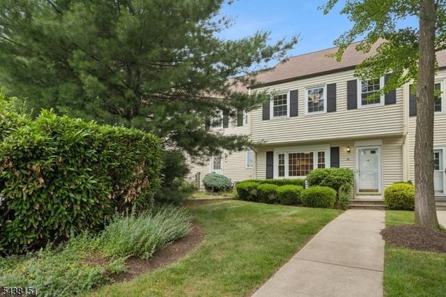46 Pembroke Dr, Mendham, NJ 07945