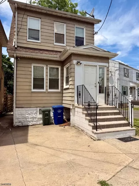 115 Chestnut Ave, Irvington, NJ 07111
