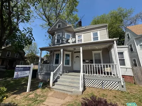 34 Cumberland Ave #2, Trenton, NJ 08618
