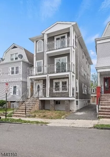 46 Headley Ter, Irvington, NJ 07111