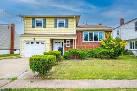 2300 Desisto Dr, Rahway, NJ 07065