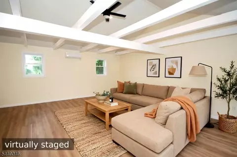 Living - 496 Franklin St, Alpha, NJ 08865 photo 1 of 5