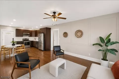 156 Valley Rd, Clifton, NJ 07013