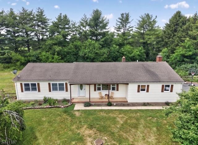 22 Sandra Rd, Ringoes, NJ 08551