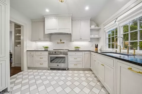 27 Pine Grove Ave, Summit, NJ 07901 photo 13