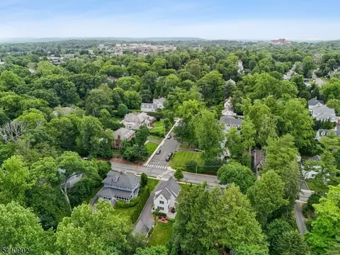 27 Pine Grove Ave, Summit, NJ 07901 photo 34