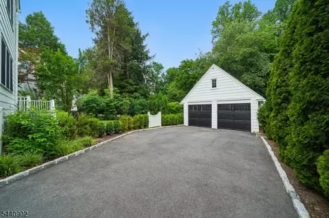 27 Pine Grove Ave, Summit, NJ 07901 photo 33