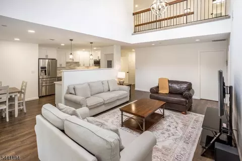 18 Whisper Way, Ledgewood, NJ 07852