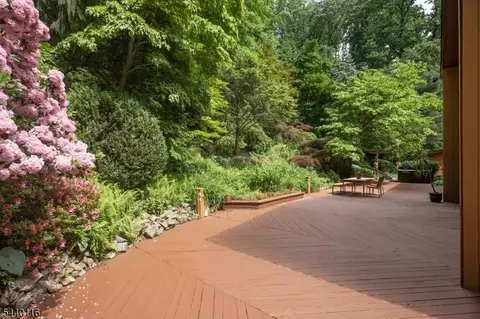 Exterior - 5 Thads Hill Rd, Hampton, NJ 08827 photo 4 of 13