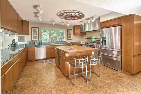 Kitchen - 5 Thads Hill Rd, Hampton, NJ 08827 photo 1 of 4