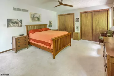 Bedroom - 5 Thads Hill Rd, Hampton, NJ 08827 photo 2 of 3