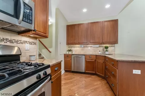 76 Samson Dr, Flemington, NJ 08822 photo 14