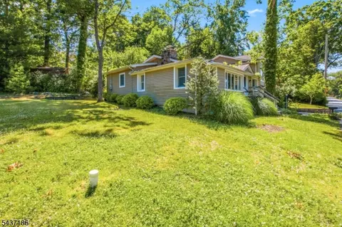 Exterior - 139 Mohawk Trl, Wayne, NJ 07470 photo 3 of 6