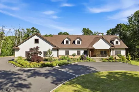 67 Virginia Ln, West Milford, NJ 07480