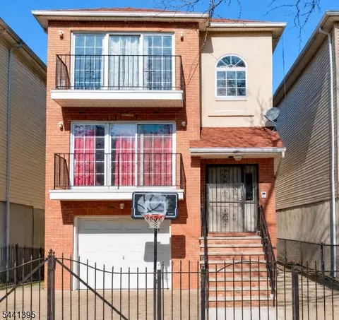 141 22nd St, Irvington, NJ 07111