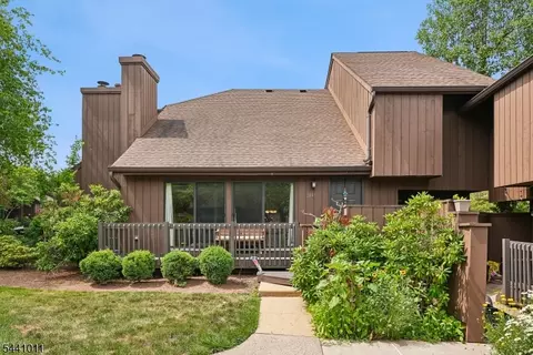 244 Kingsberry Dr #244, Somerset, NJ 08873