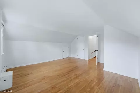 Bedroom - 344 Mountain Ave, North Plainfield, NJ 07062 photo 6 of 8