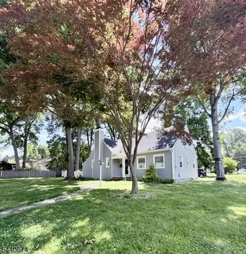 344 Mountain Ave, North Plainfield, NJ 07062