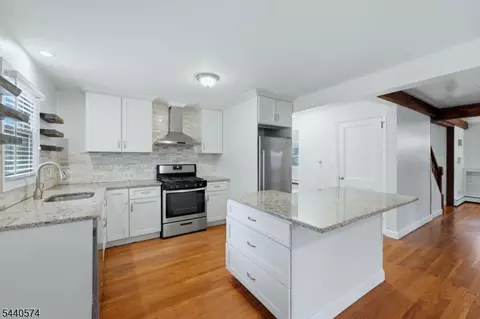 Kitchen - 344 Mountain Ave, North Plainfield, NJ 07062 photo 3 of 3