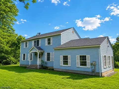 124 Perryville Rd, Union Twp, NJ 08867