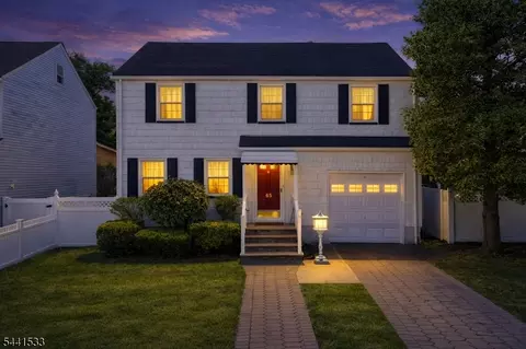 65 Park Ave, North Arlington, NJ 07031