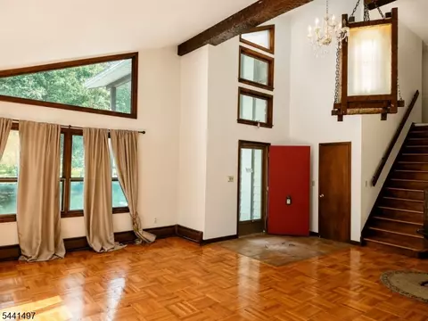 365 Lake Shr S #B, Montague, NJ 07827