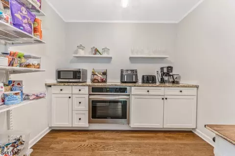 Kitchen - 57 Circle Dr, Hampton, NJ 08827 photo 4 of 4