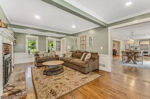Entry Way - 57 Circle Dr, Hampton, NJ 08827 photo 3 of 4