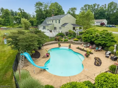 Exterior - 57 Circle Dr, Hampton, NJ 08827 photo 3 of 12