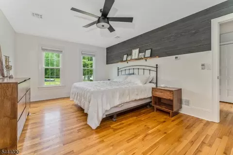 Bedroom - 57 Circle Dr, Hampton, NJ 08827 photo 1 of 4