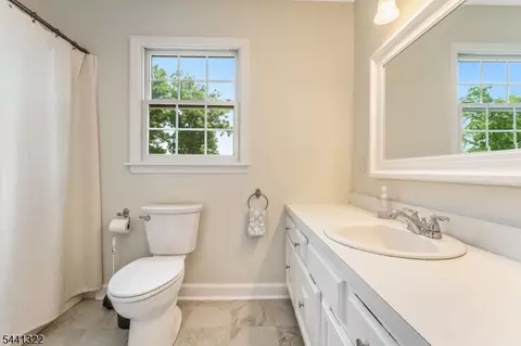 Bath - 57 Circle Dr, Hampton, NJ 08827 photo 3 of 3