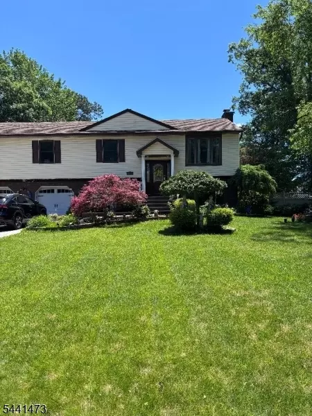 115 Oak St, Old Bridge, NJ 08857