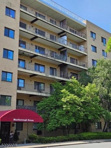 44 S Main St #6J, Lodi, NJ 07644