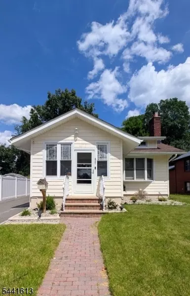 421 Lincoln Ave, Pompton Lakes, NJ 07442