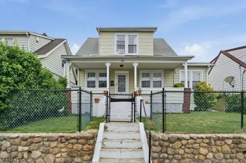 217 8th Ave, Paterson, NJ 07514