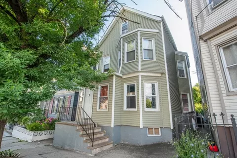 83 Winans Ave, Newark, NJ 07108