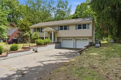741 Westwood Ave, River Vale, NJ 07675