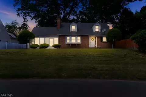 710 Wadsworth Ave, Plainfield, NJ 07060 photo 3