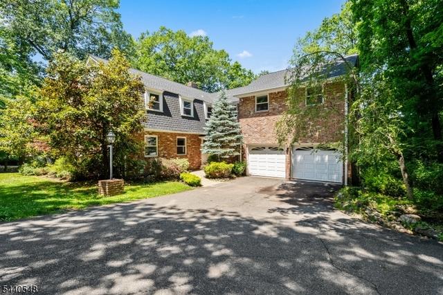 60 Brook Dr, Watchung, NJ 07069