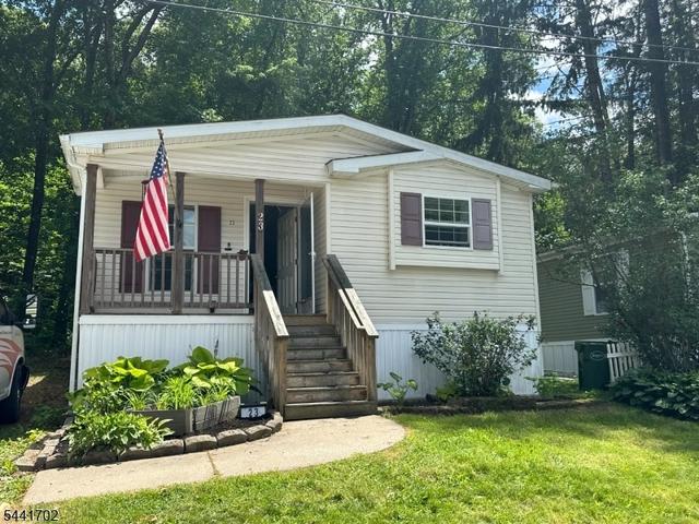 23 Hillside Vlg, Oxford, NJ 07863